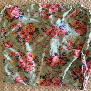 Baby girl floral nursing wrap or car seat cover
